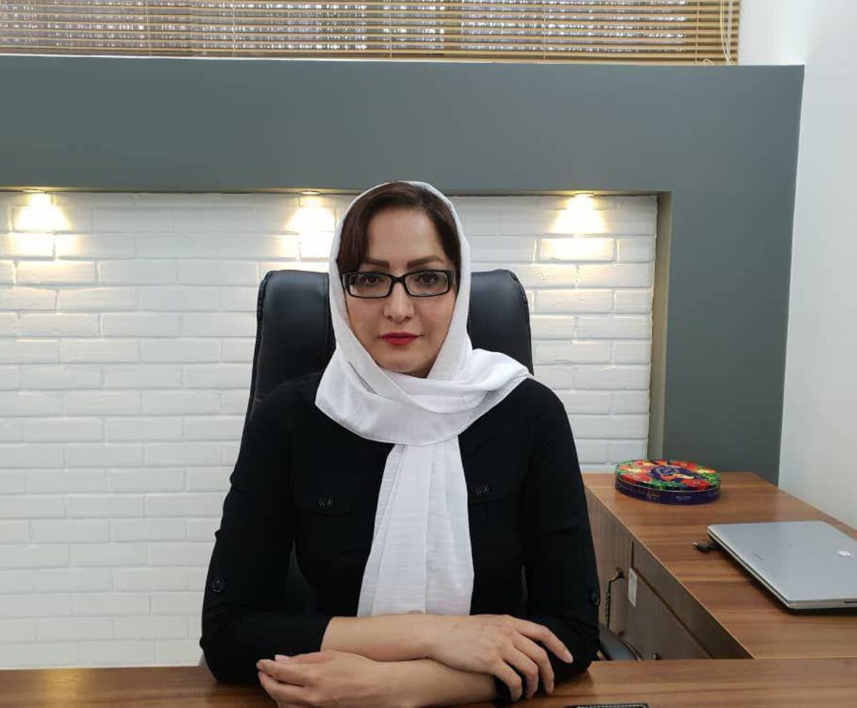 دکتر لیلا شریفی جراح بینی در شیراز