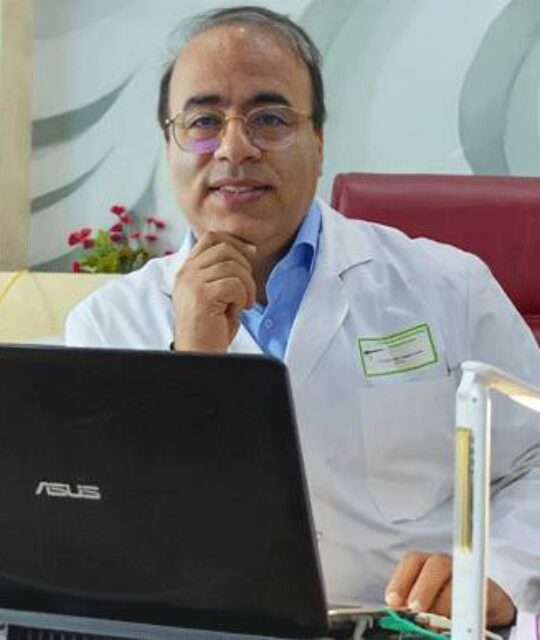 دکتر وحید عین آبادی جراح بینی در شیراز