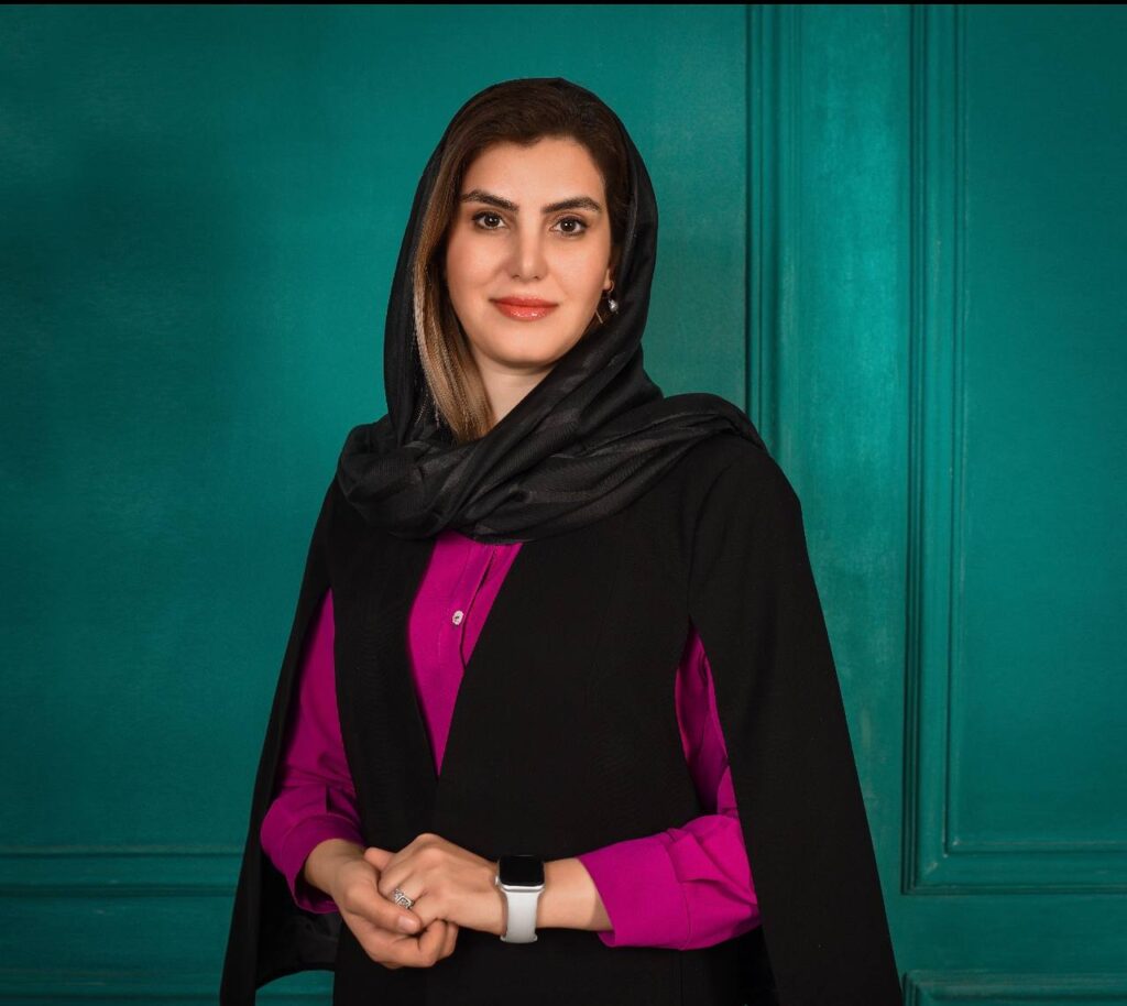 دکتر لیلا اسدپور جراح بینی در شیراز