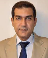 دکتر محمدرضا مقیمی جراح لیفت شقیقه در تهران