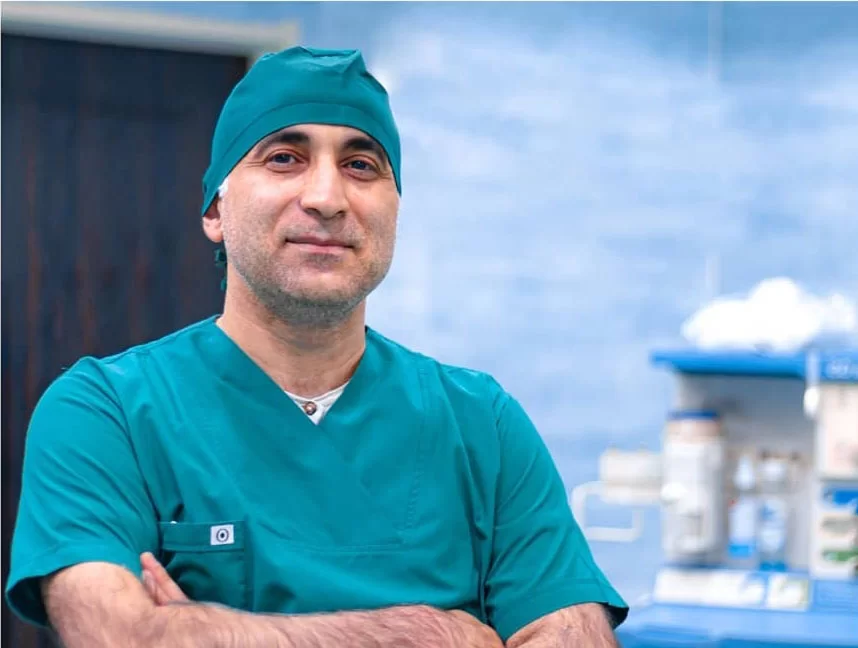 دکتر حمیدرضا کاظمی جراح بینی در شیراز با قیمت خوب