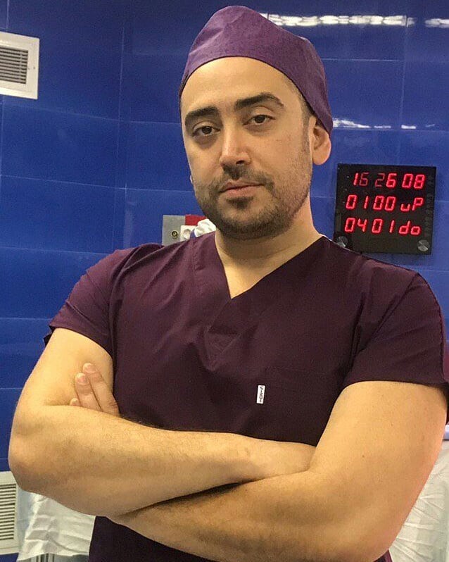 دکتر شاهین شمس از جراحان عمل لیفت شقیقه اقساطی در تهران و شهرستان