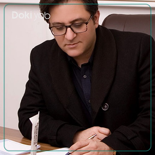 دکتر آرش سبحان منش جراح بینی نیمه گوشتی