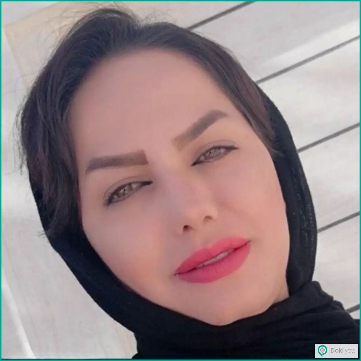 نمونه جراحی بینی طبیعی دکتر بهروز گندمی در شیراز