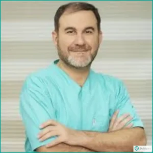 دکتر سعیدرضا توفیقی جراح بینی در شیراز