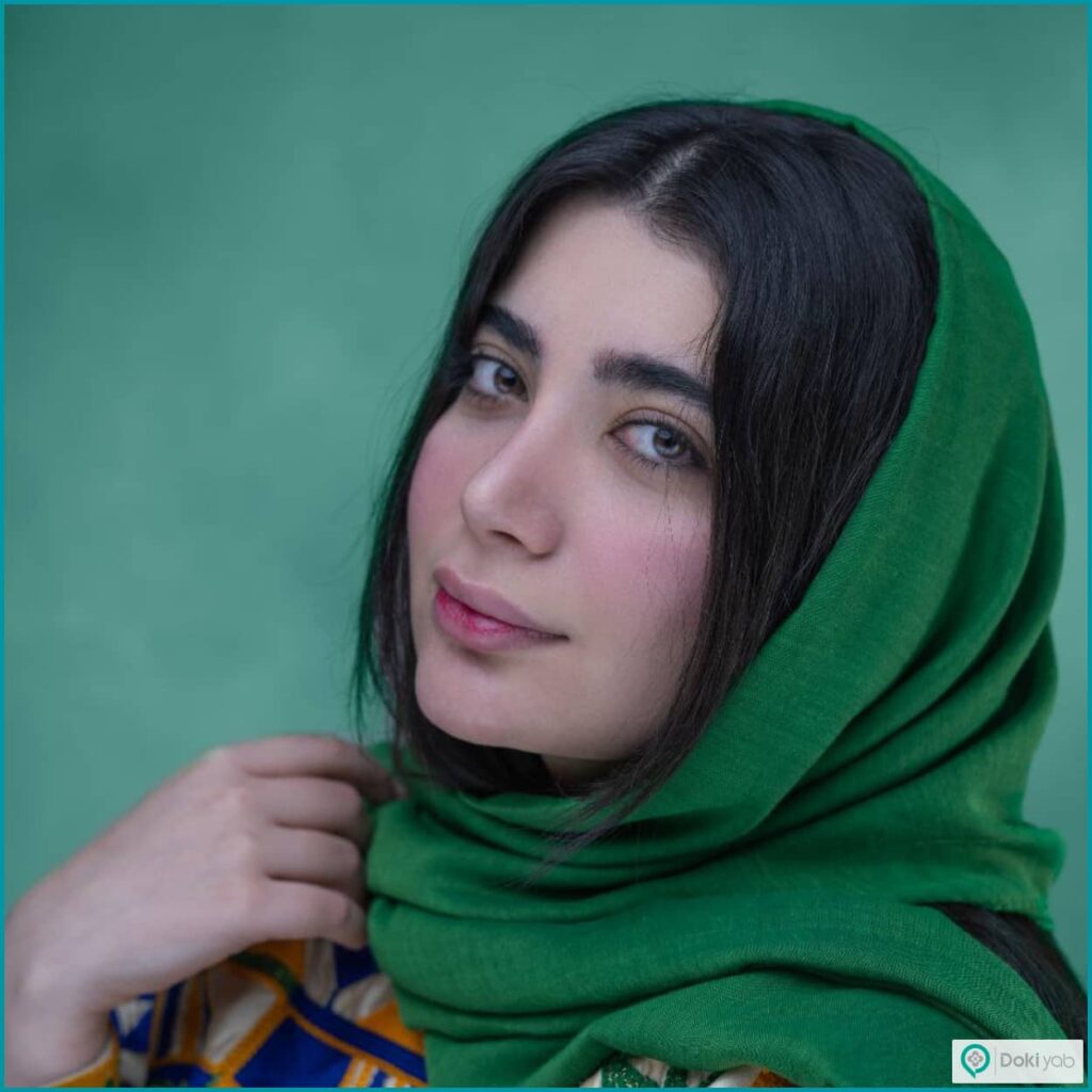 معرفی بهترین جراحان بینی گوشتی؛ مجموعه دکی یاب