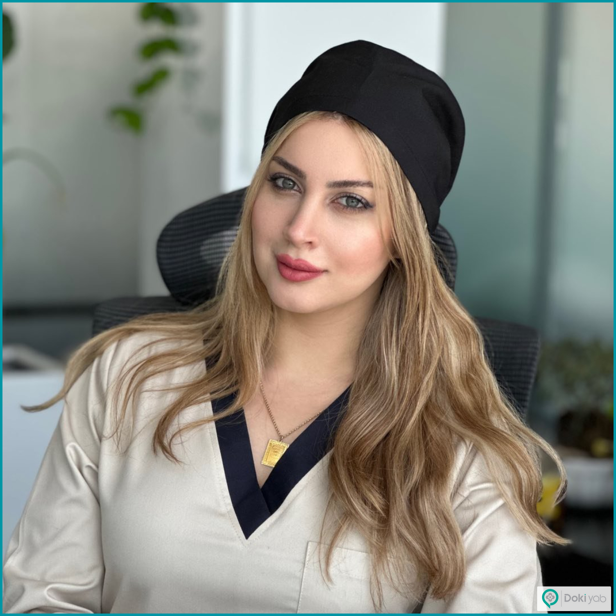 دکتر رکسانا دهقانی یکی از پزشکان خوب برای تزریق بوتاکس زیر بغل در شیراز